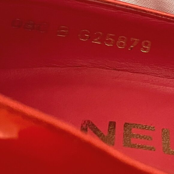 Chanel Coral Gold CC Logo Patent Leather Peep Toe High Heels Size 36.5 / US 6.5 - Picture 15 of 16